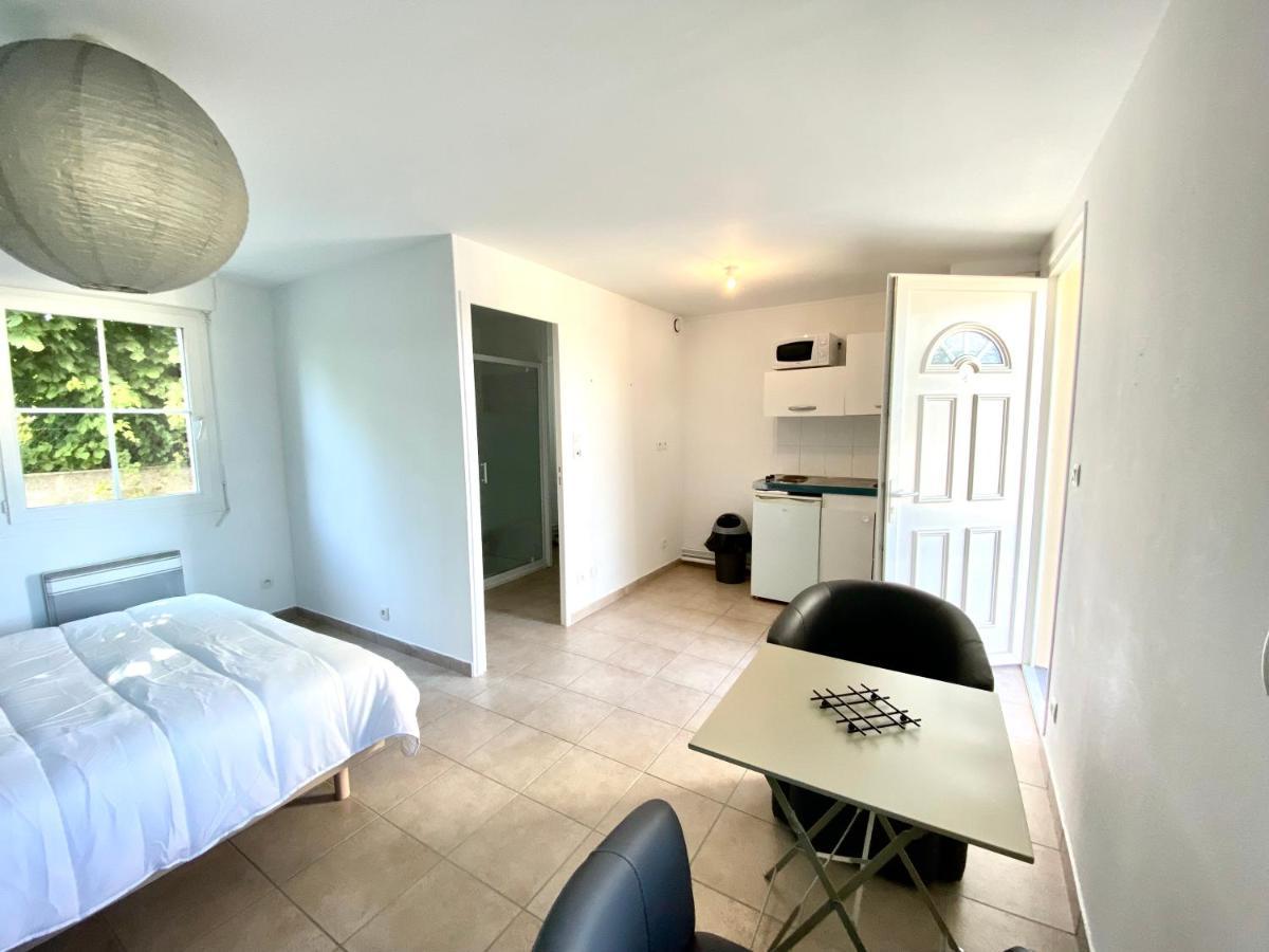 Bienvenue Chez Vous, Deplacement Pro Mondeville  Exteriör bild